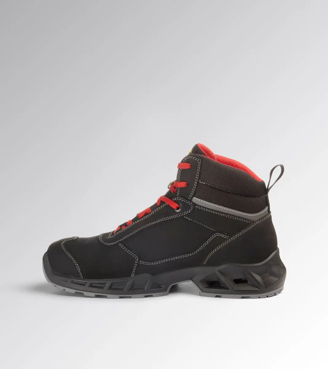Diadora SHARK ENGINE MID S3S FO SR BLACK/RED 48