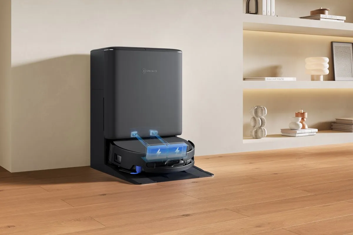ECOVACS - DEEBOT T90 PRO OMNI BLACK EU - Robotstofzuiger - 30.000Pa - Charge PowerBoost - OZMO Roller 3.0 - ZeroTangle 4.0 - reiniging met warm water bij 75 °C - IA YIKO agent - automatisch legen - zwart