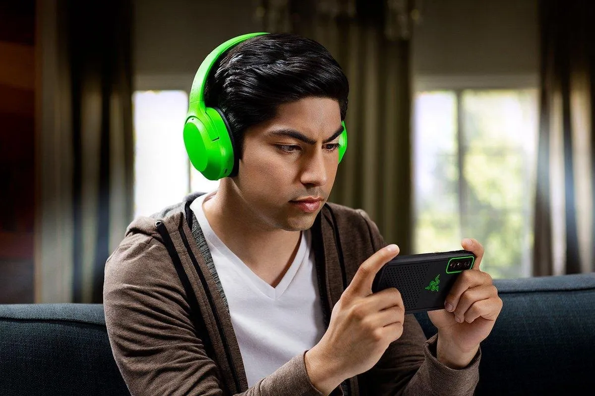 Razer Opus X Draadloze Gaming Headset RZ04-03760400-R3M1 - Groen - afbeelding 6 van 6
