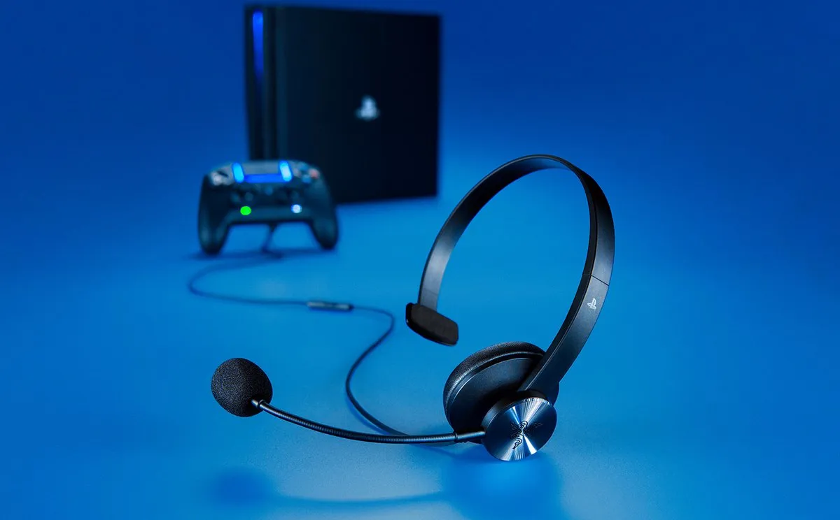 Razer Tetra Chat Headset RZ04-02920200-R3G1 - Zwart