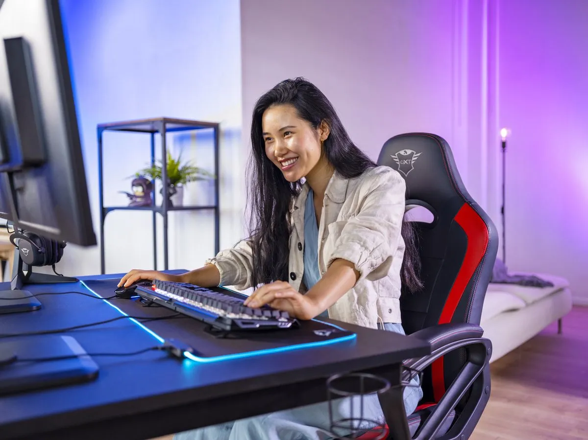 GXT701R RYON CHAIR RED