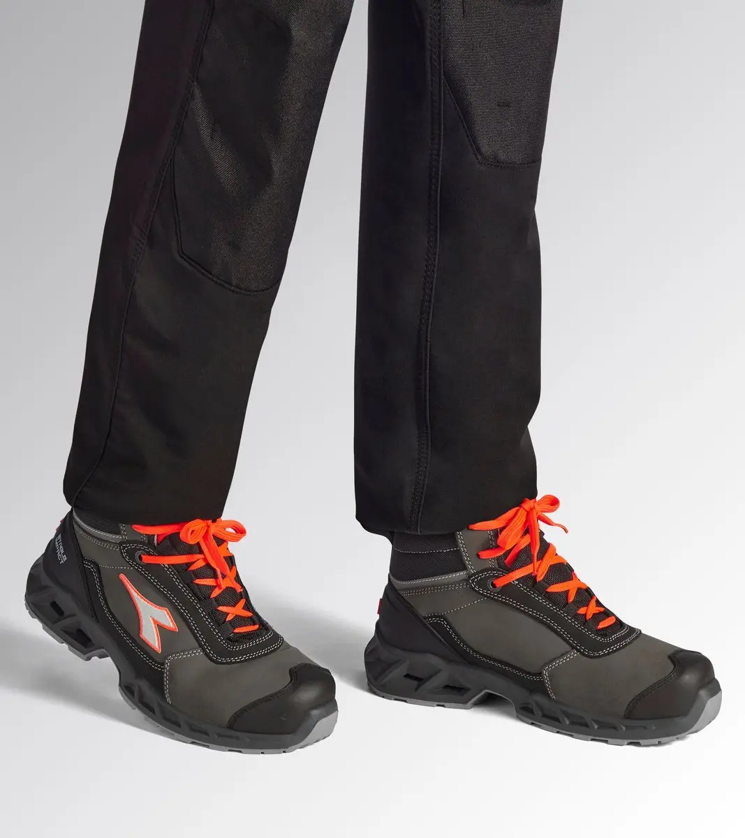 Diadora Shark Sta Imp Leat Mid S3S Veiligheidsschoen - Zwart/Fluo-rood 46