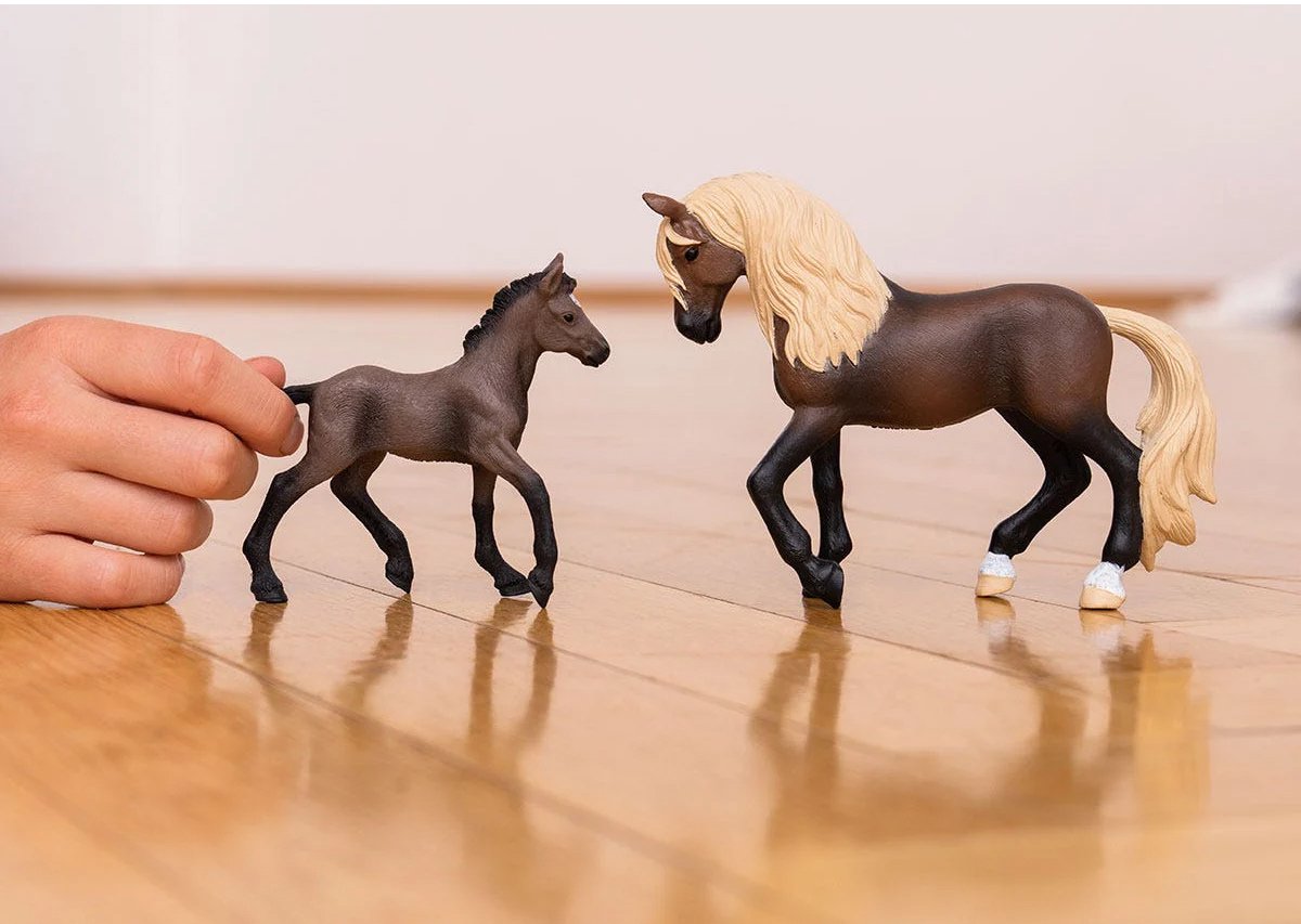 Schleich Horse Club Paso Peruano hengst speelfiguur paard.