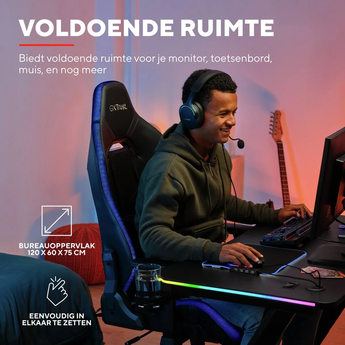 Trust GXT709 Luminus Game Bureau met LED Verlichting – RGB - Bekerhouder – Headset houder - Zwart
