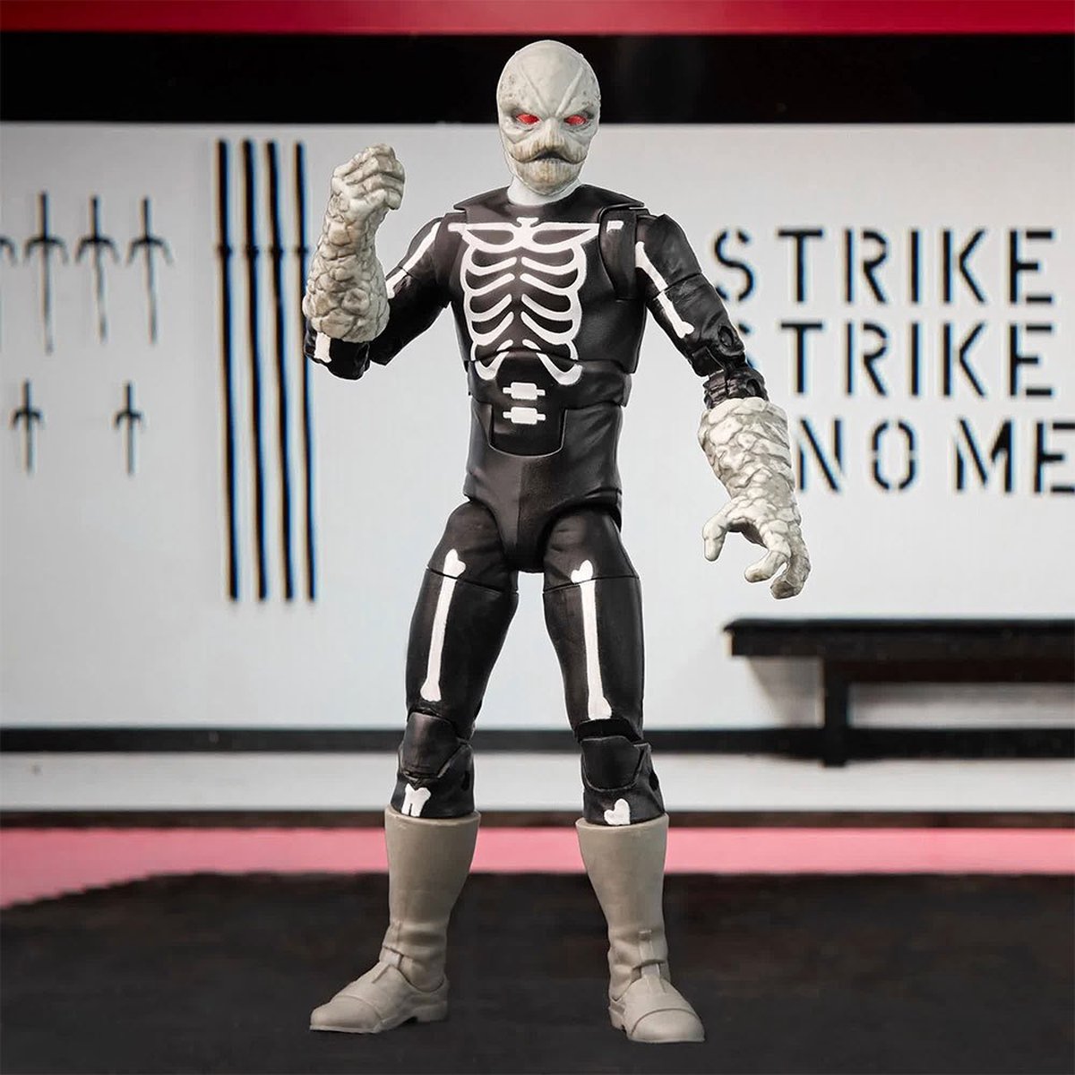 Hasbro Power Rangers Actiefiguur Power Rangers x Cobra Kai Ligtning Collection Skeleputty 15 cm Multicolours