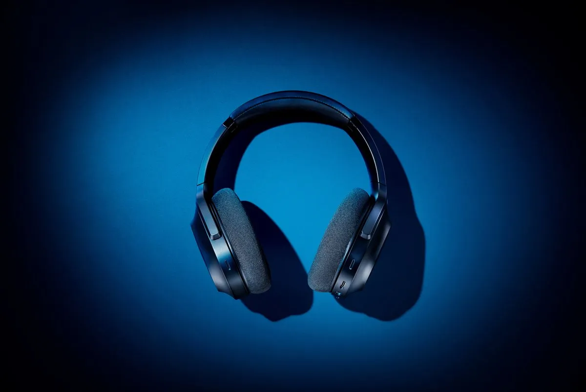 Razer Barracuda RZ04-03790100-R3M1 Draadloze Gaming Headset - Zwart