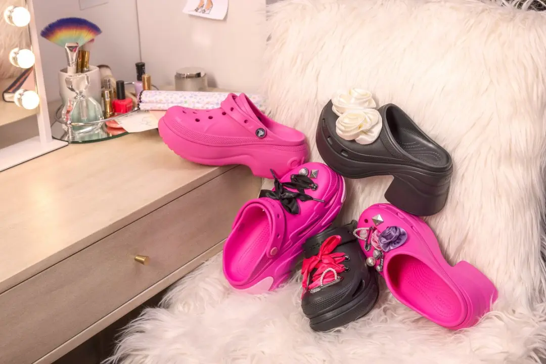 Crocs Bella Serie Dames Klompen Platform 210062 - Wit - 38/39