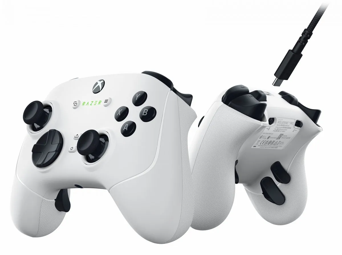 Razer Wolverine V3 Tournament Editie - Bedrade Controller - Programmeerbaar - Xbox/PC - Wit