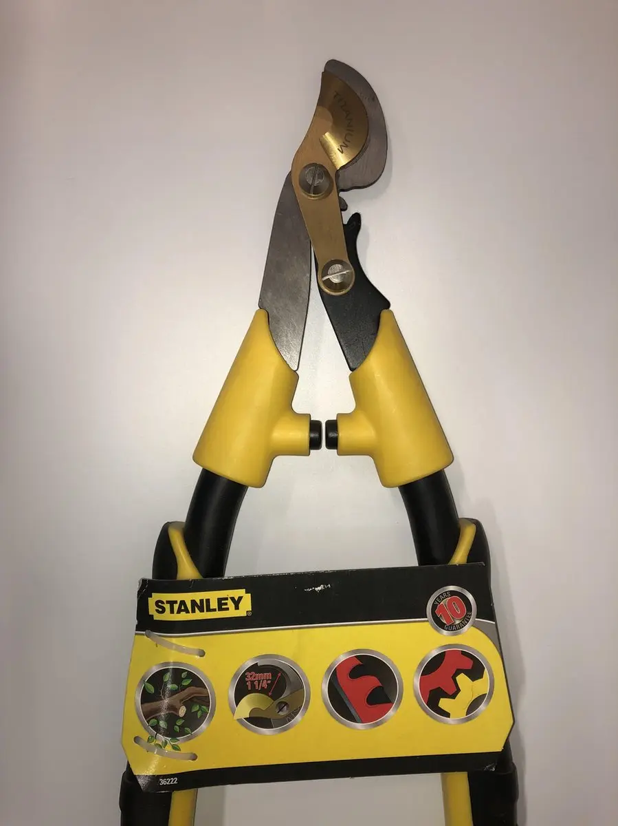 Stanley Aambeeld Heggenschaar 36222 - 32mm