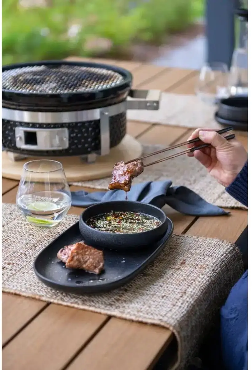 Mustang Hibachi Keramische Houtskoolgrill 30cm - 3 Burgers - Black