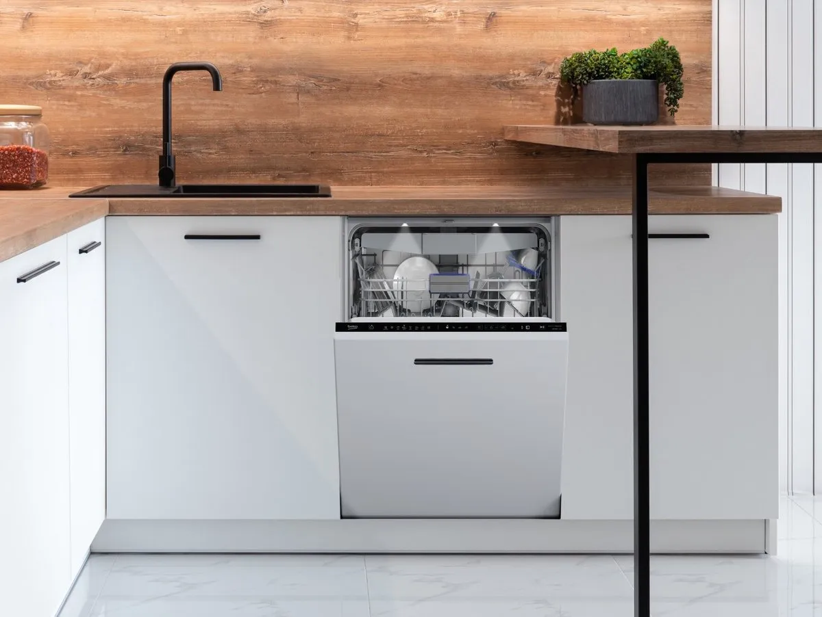 Beko bPRO 500 BDIN38647C vaatwasser Volledig ingebouwd 16 couverts C