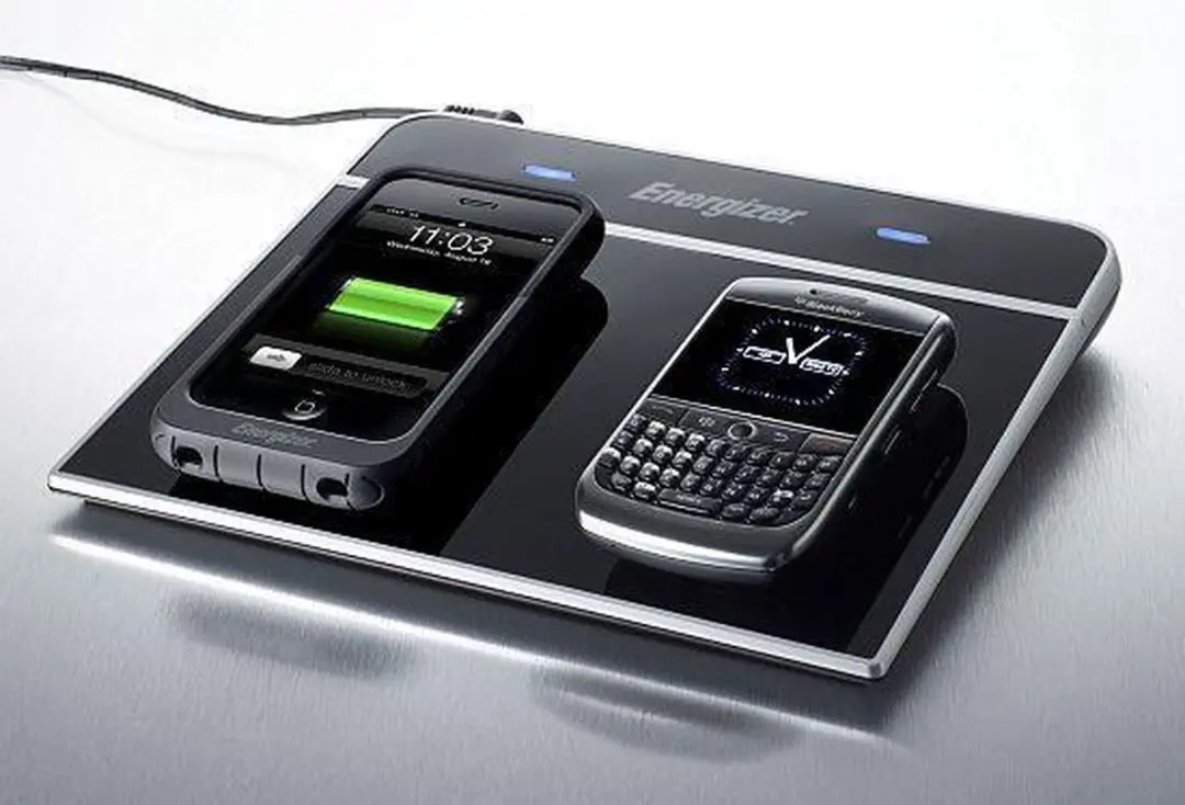 Energizer Dual QI Charger 0039800105028 - 10W - Zwart