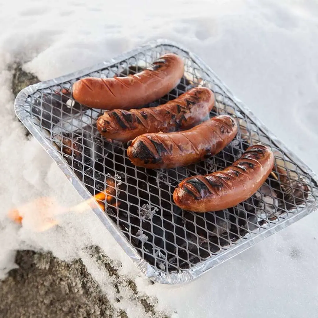 Mustang Wegwerp BBQ 22cm - 4 Hamburgers - Aluminium