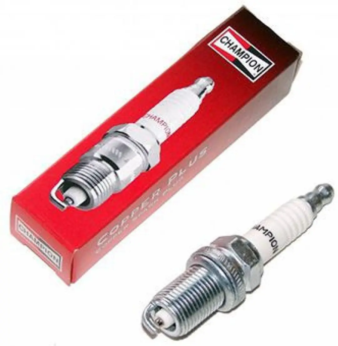 Champion Ducati 1000 Bougie Oe064 RL82YC - Blanc