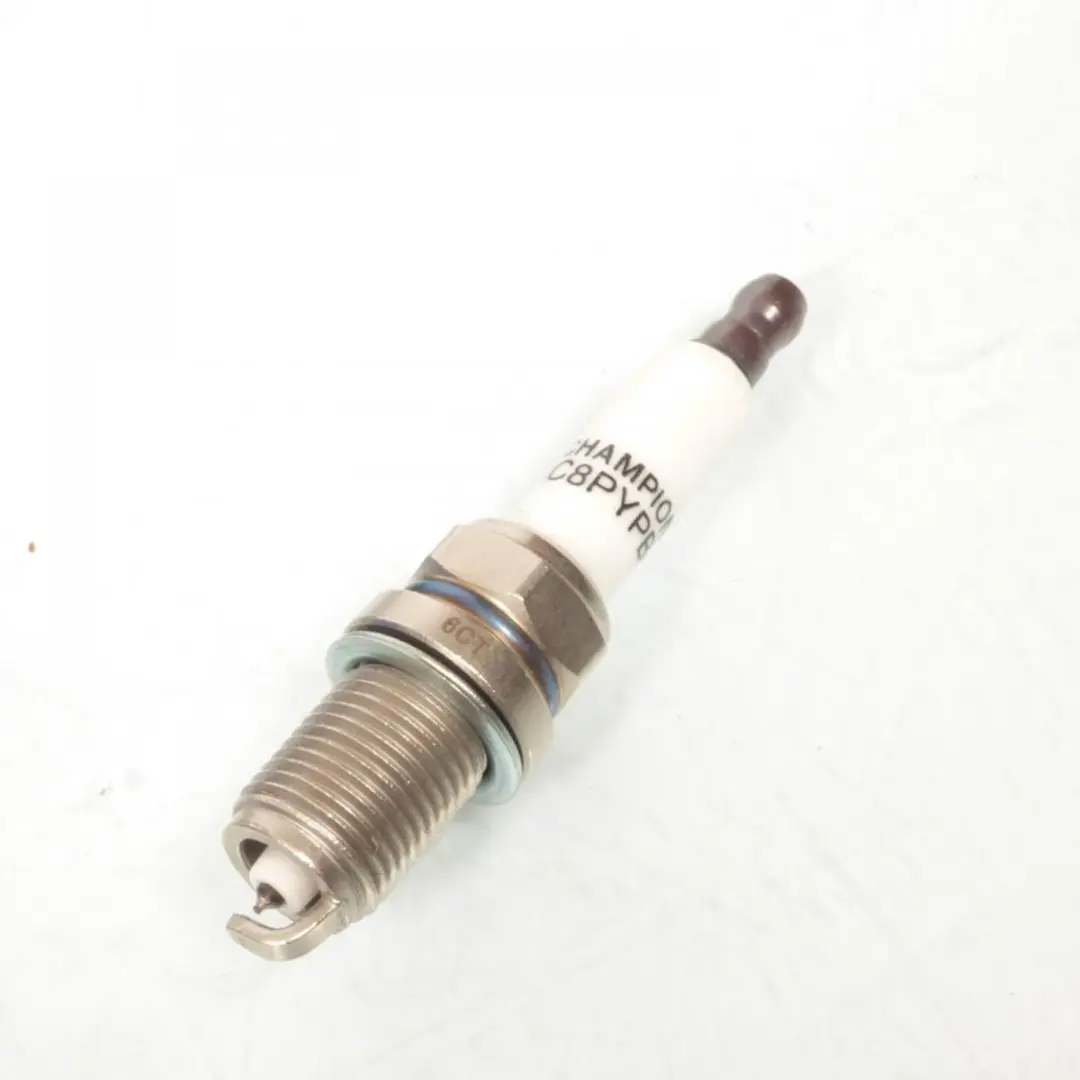 Champion OE146/T10 Bougie - RC8PYPB4 - Wit