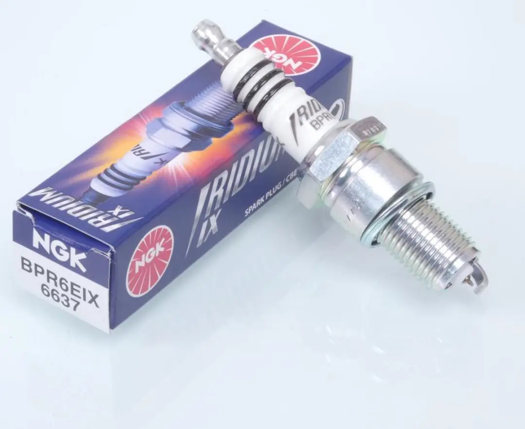 NGK Bougie Moto Guzzi 1100 California 2001-2002 - Wit