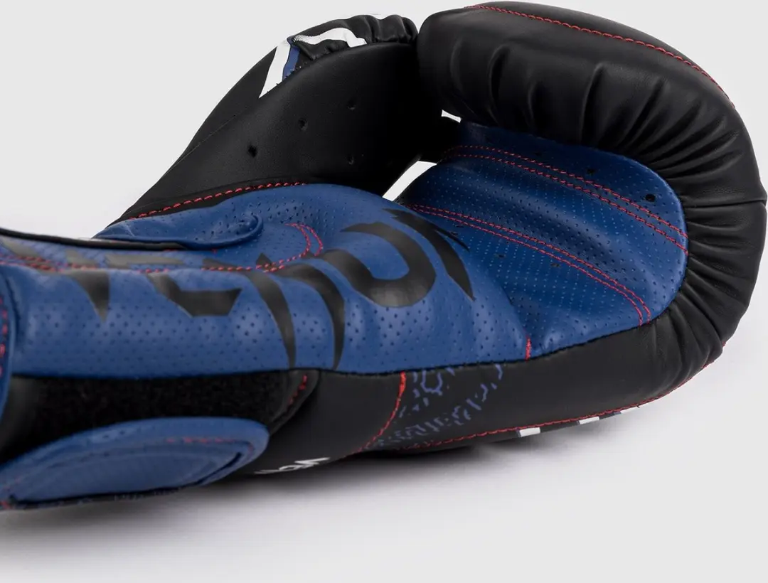 Venum x Tekken 8 Jin Kazama Bokshandschoenen 12 oz - Blauw/Zwart/Wit