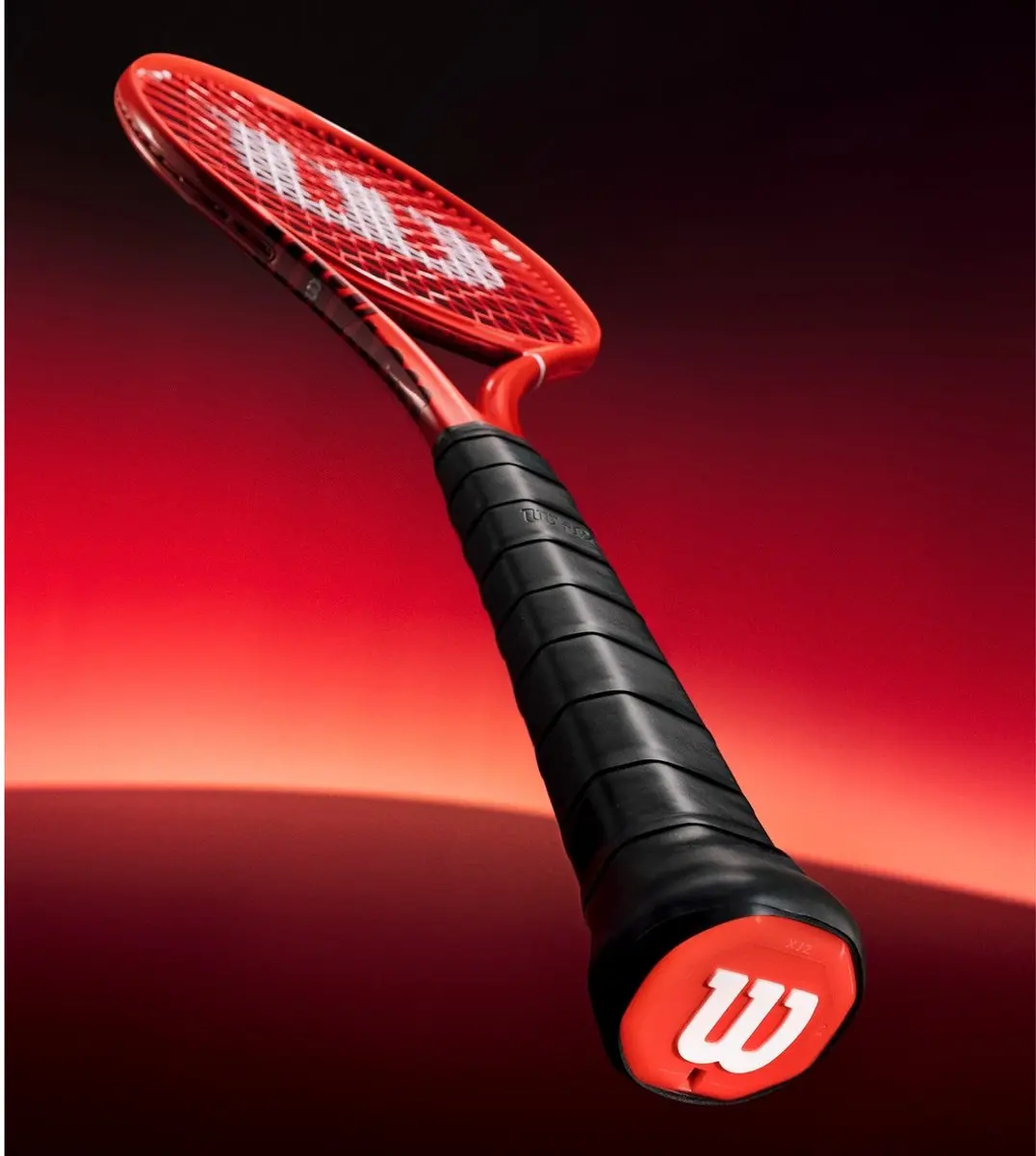 Wilson Defyer 98 Pro V1 Tennisracket L2 - Rood