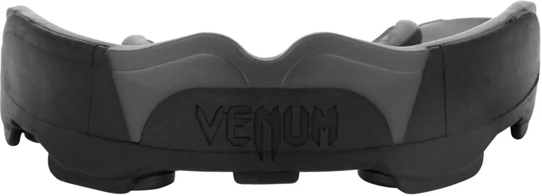Venum Predator Serie Mondbeschermer - Zwart