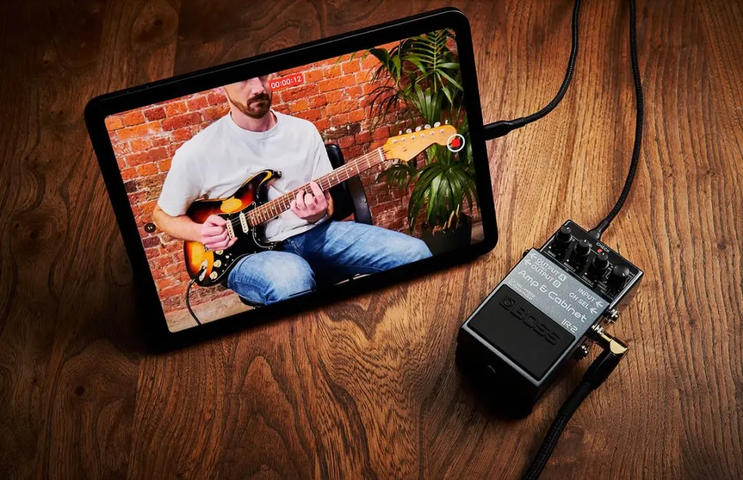 BOSS IR-2 Amp & IR Cab Simulator - Grijs - afbeelding 3 van 5