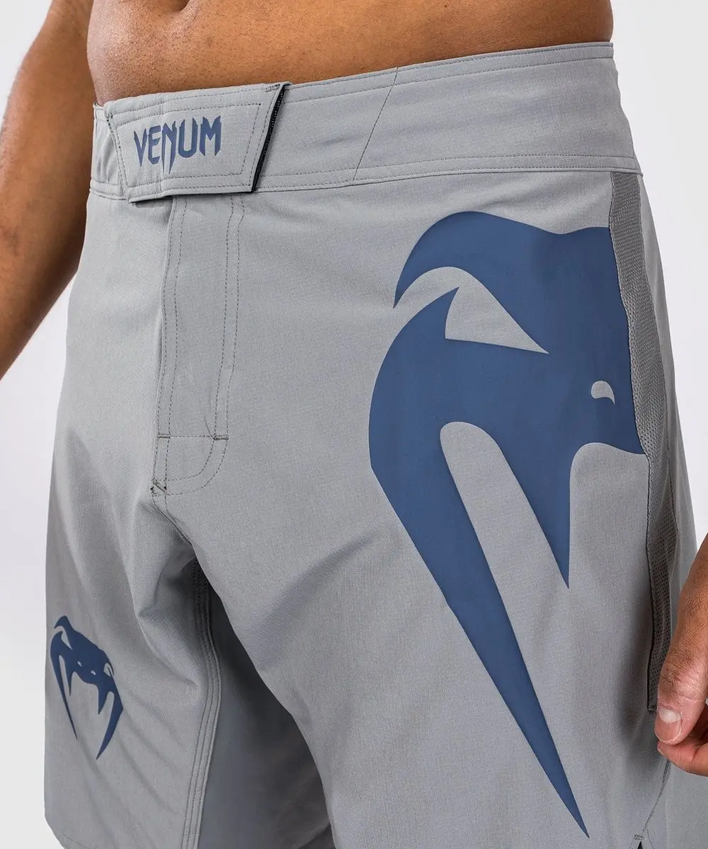 Venum Light 5.0 Fightshorts XS - Grijs Blauw