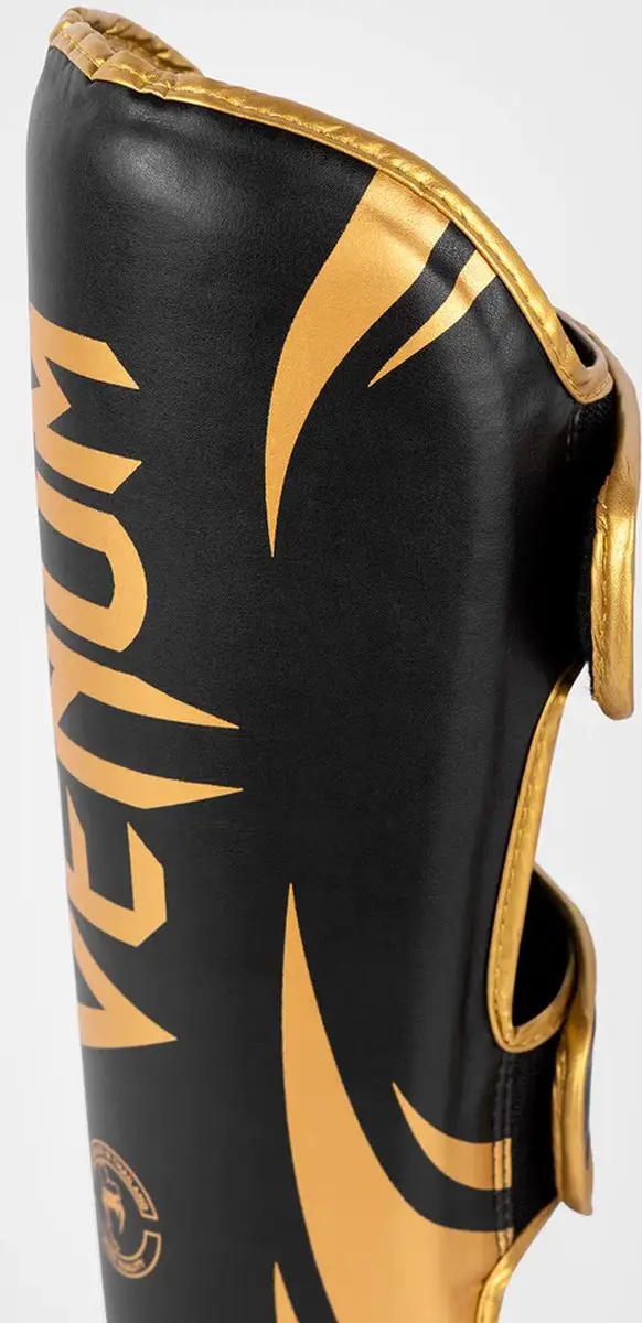Venum Challenger Scheenbeschermers - Zwart/Goud - Maat L