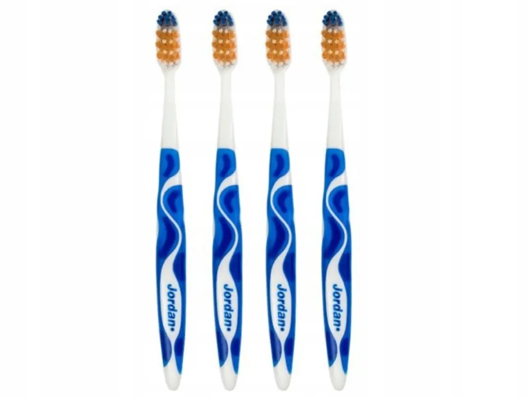 Jordan Advanced Soft Tandenborstels - 4 Stuks