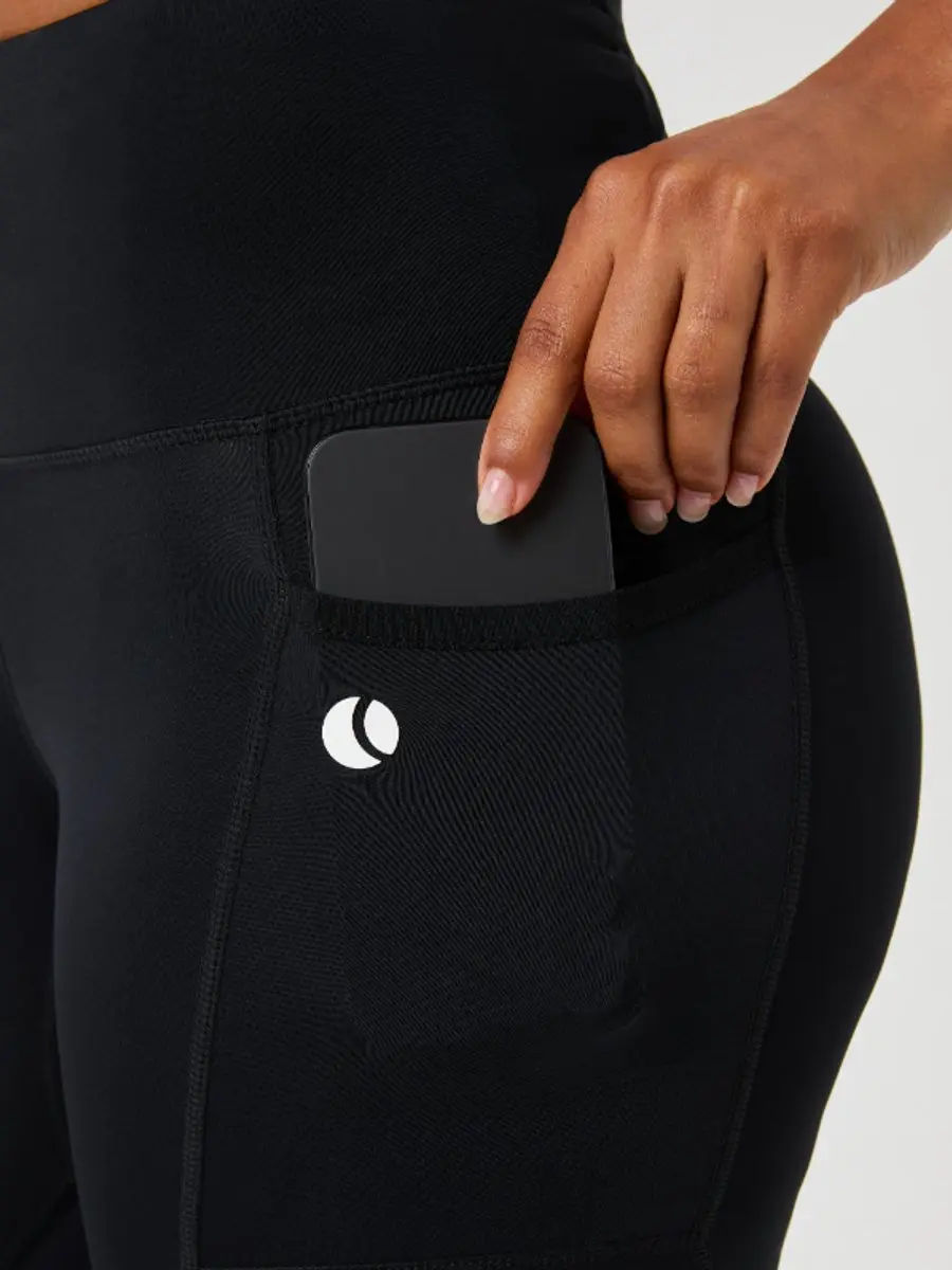 Björn Borg Ace Pocket Tight Dames Short - Maat L - Zwart
