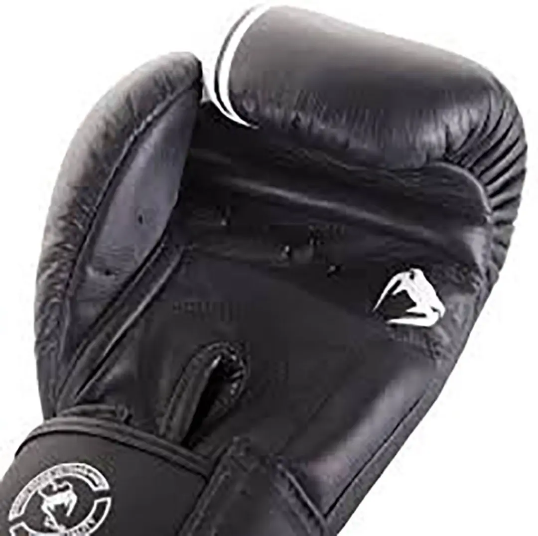 Venum Bangkok Spirit Muay Thai Bokshandschoenen 12 oz - Zwart
