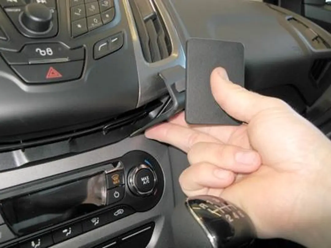 Brodit ProClip Ford Focus 2011-2014 Angled Mount - Zwart