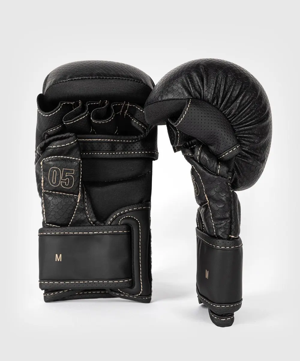 Venum Impact Evo MMA Sparring Handschoenen 6 oz - Zwart S