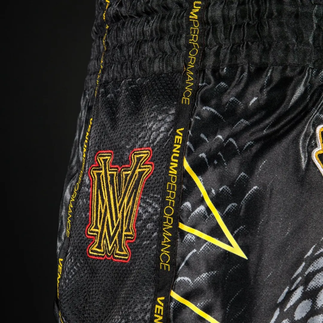 Venum Matupa Muay Thai Broekje XL - Zwart/Grijs/Goud