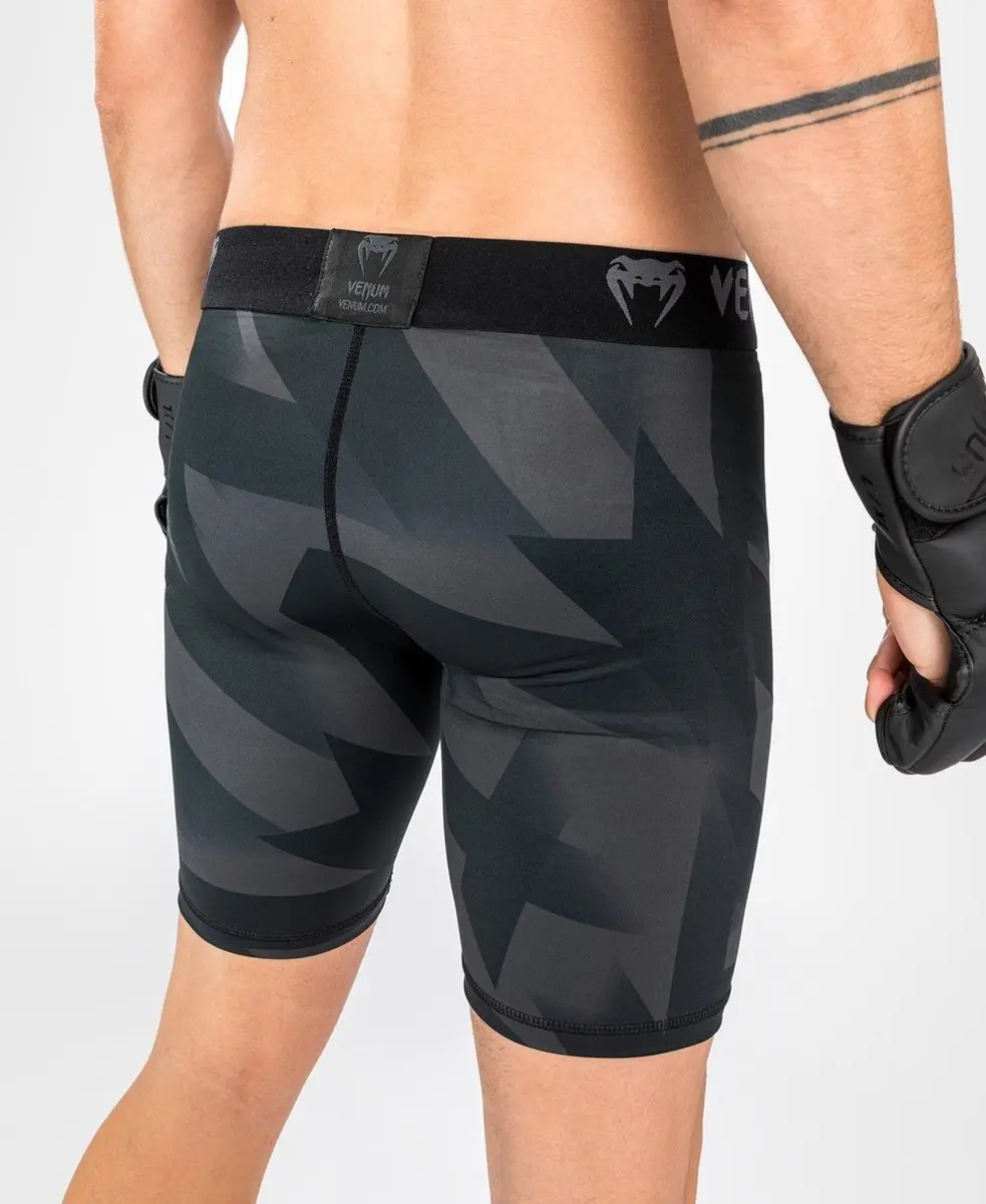 Venum Razor Vale Tudo Short - XS - Zwart/Goud