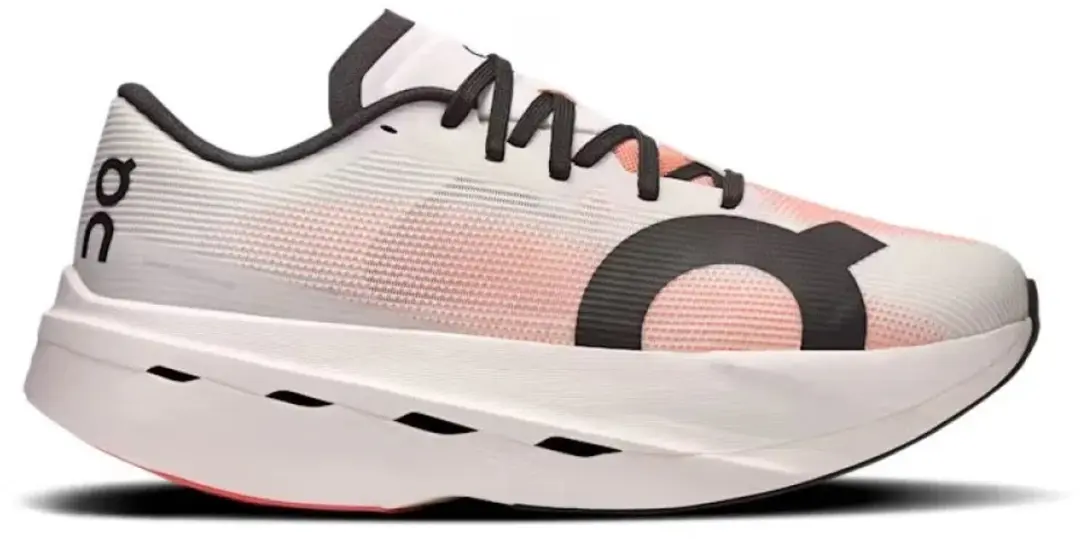 ON Running Cloudboom Volt Hardloopschoenen 38.5