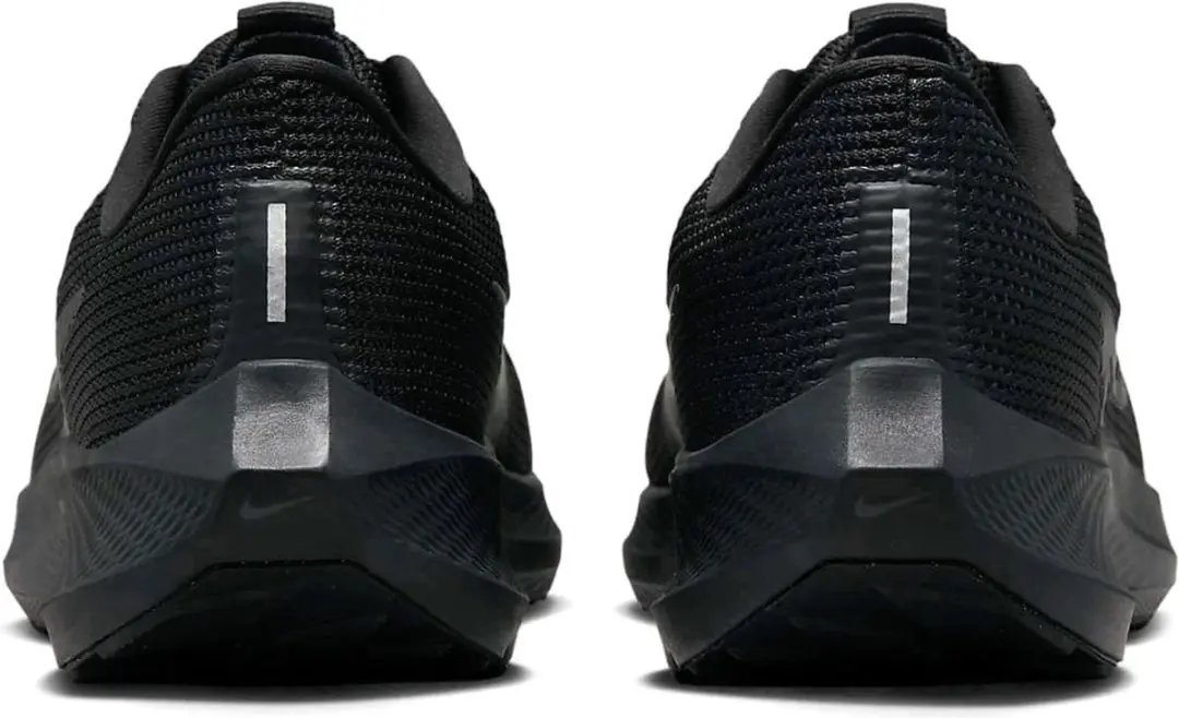 Nike Air Zoom Pegasus 40 Sportschoenen - Maat 44 - Zwart