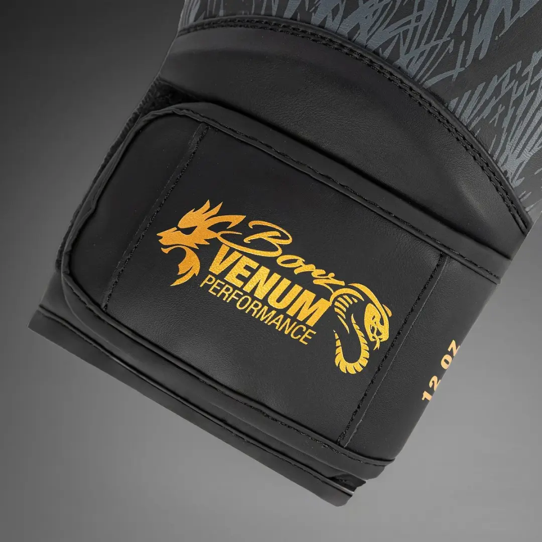 Venum X Chimaev Wild Borz Bokshandschoenen 14oz - Zwart/Goud