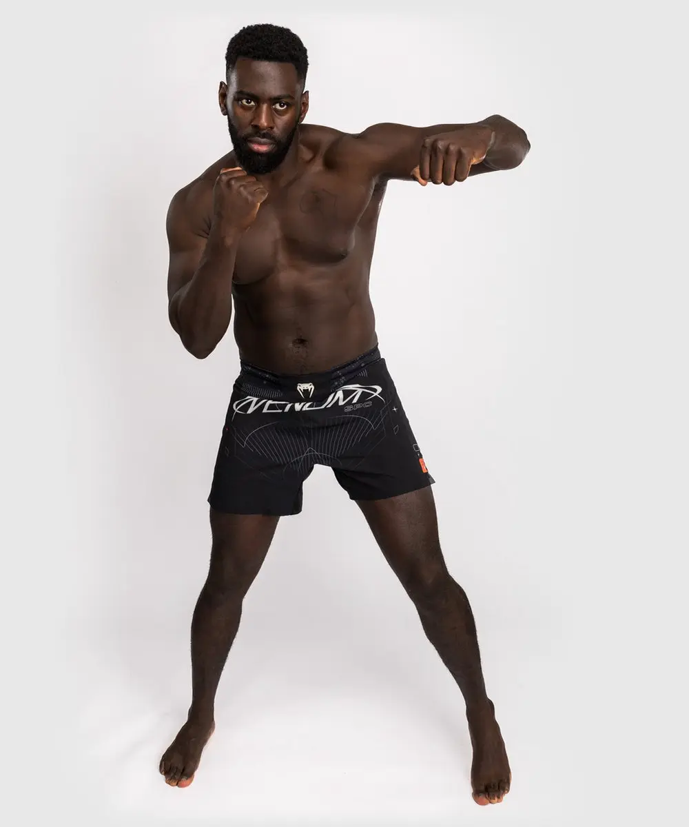 Venum Eclipse Fightshorts M - Zwart Ivoor