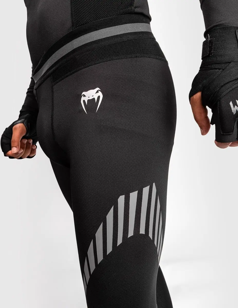 Venum JAWS 2.0 Sportlegging Spats Heren - S - Zwart/Grijs