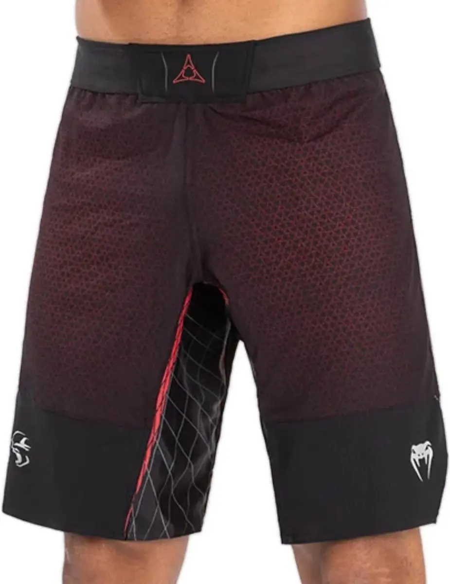 Venum x Dodge Banshee Fightshorts Zwart Rood