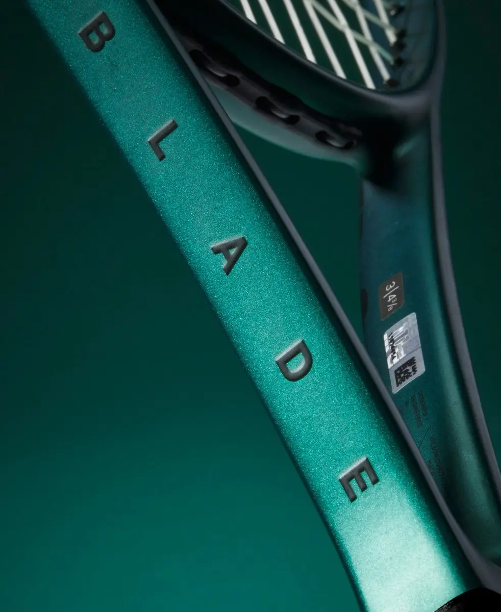 Wilson Tennisracket Blade 98 V9.0 Senior - L2 - Groen