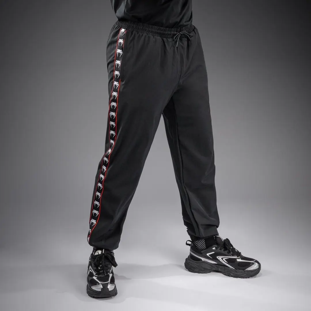 Venum 20th Anniversary Joggingbroek L - Zwart/Rood