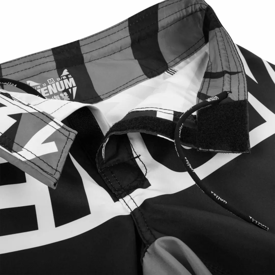 Venum Revenge Fight Shorts - XL - Zwart/Grijs
