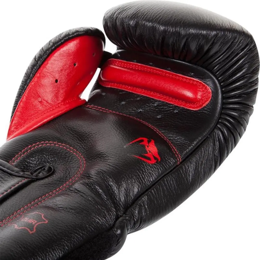 Venum Giant 3.0 Bokshandschoenen 10 OZ - Zwart/Rood