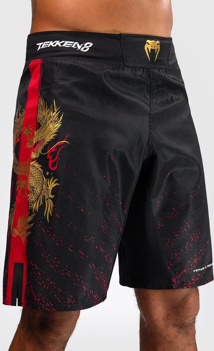 Venum Marshall Law Tekken 8 Fightshorts - M - Zwart Rood Goud