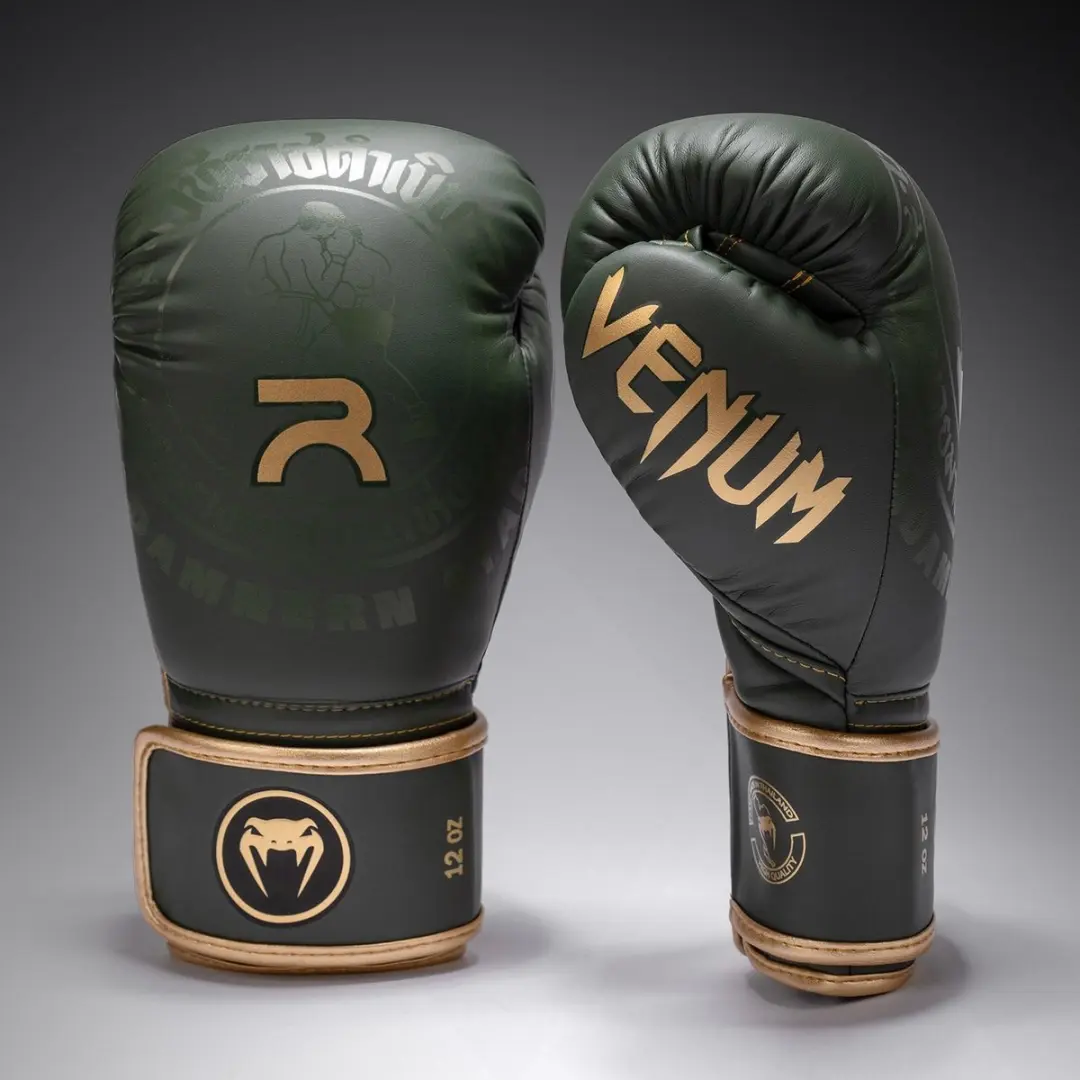 Venum x Rajadamnern Muay Thai Handschoenen 12 oz