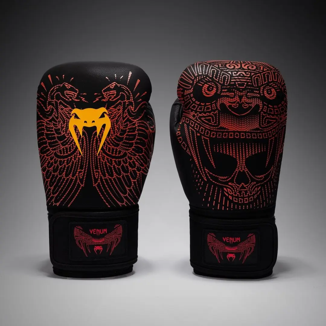 Venum Quetzal Fury Bokshandschoenen 16 OZ - Zwart/Rood/Mandarijn