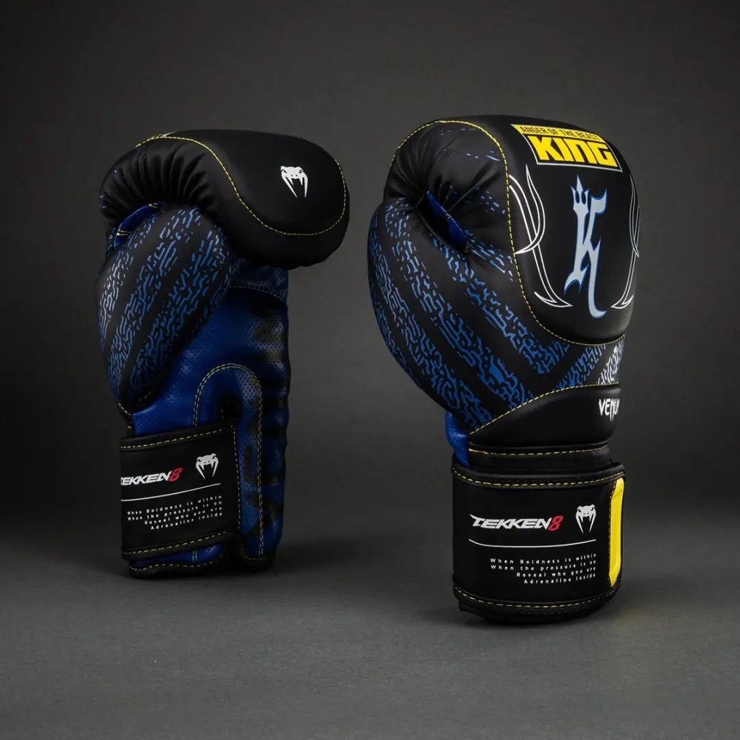 Venum x TEKKEN 8 King Bokshandschoenen 14 oz - Zwart/Geel