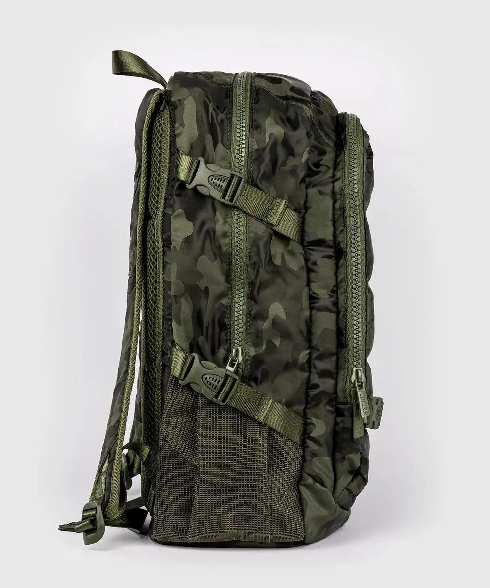 Venum Challenger Pro Rugzak 22.5L - Kaki Camo