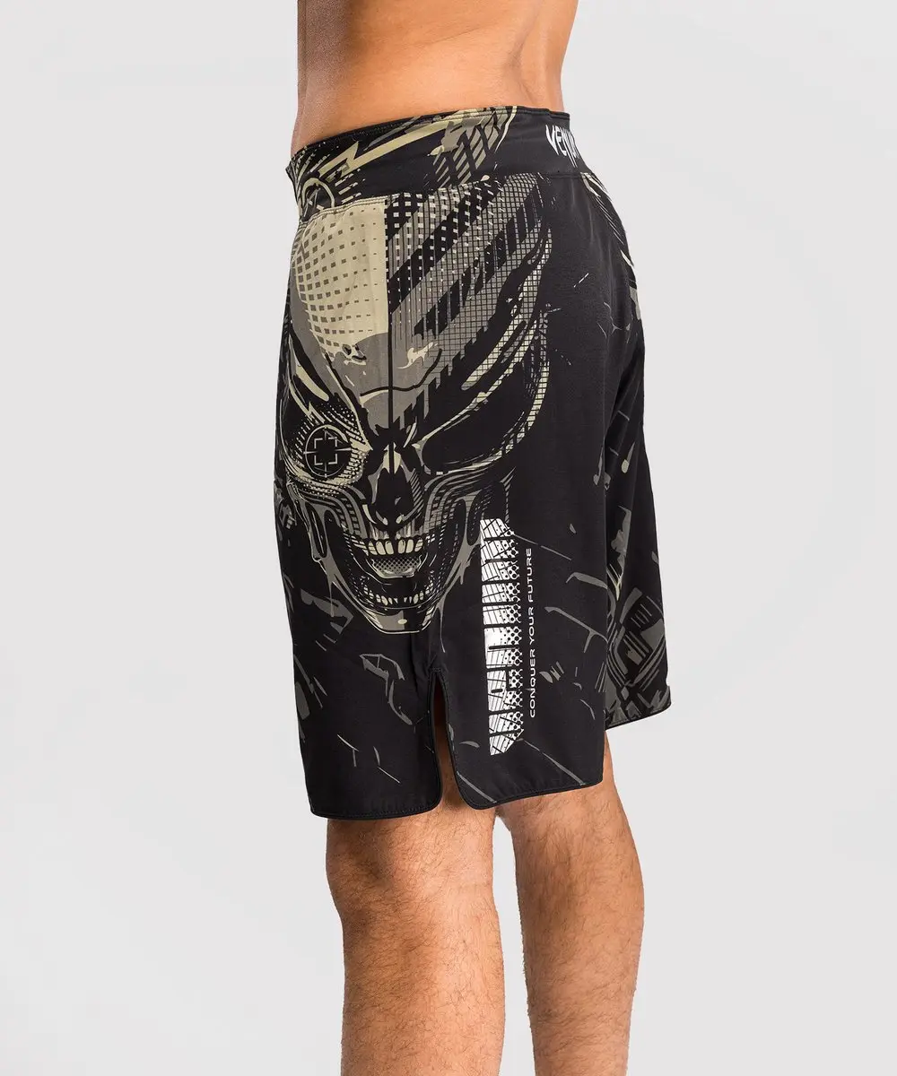 Venum Invader Fight Shorts - S - Zwart Zand
