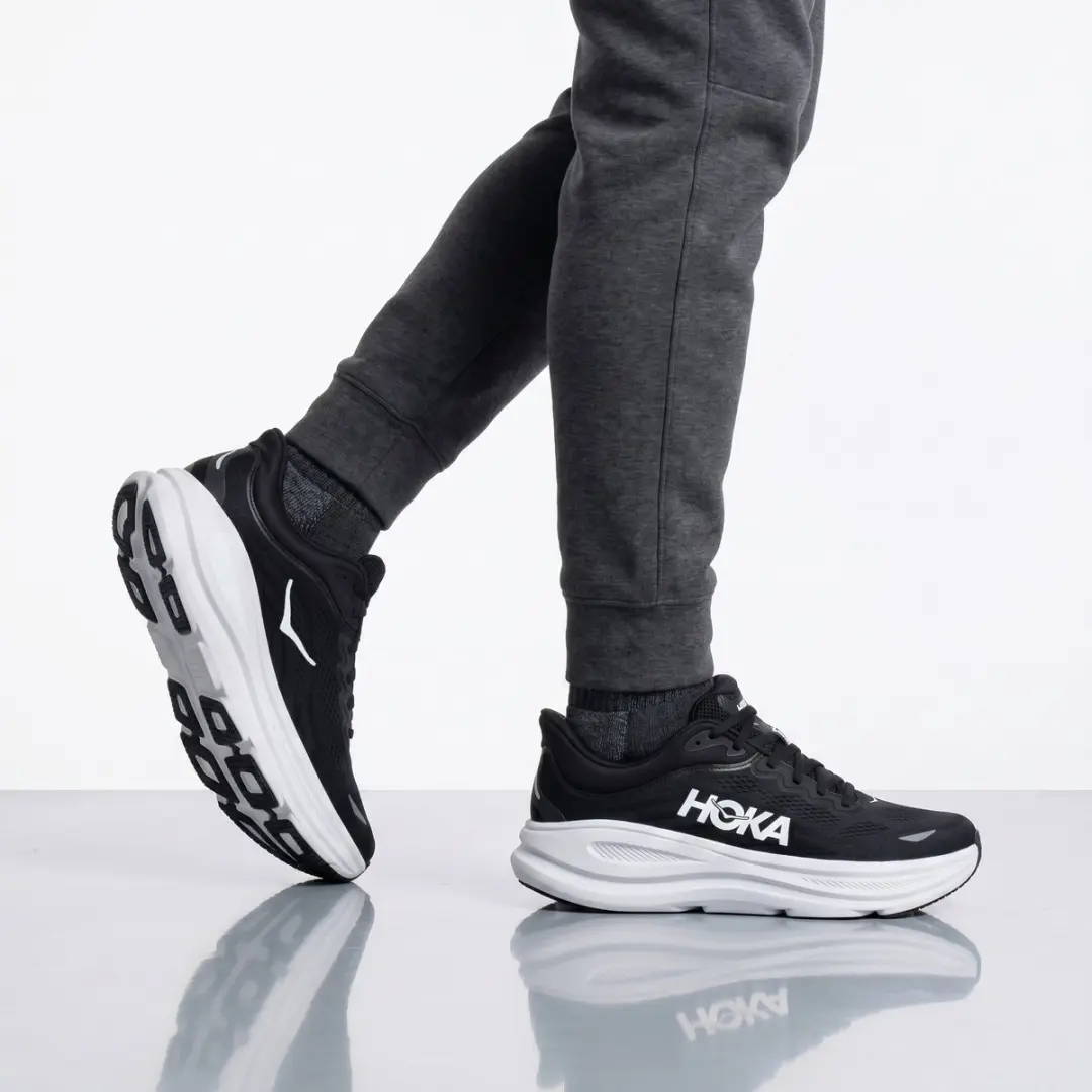 Hoka Bondi 9 Hardloopschoenen Heren - 45 1/3 - Zwart/Wit